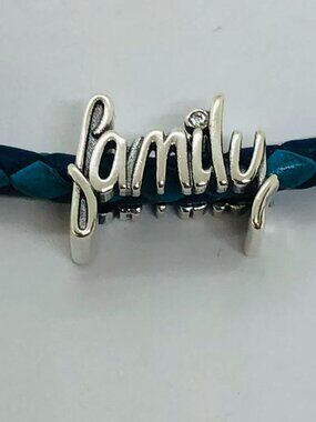 👍👍Pandora Handwritten Family Charm Sterling silver